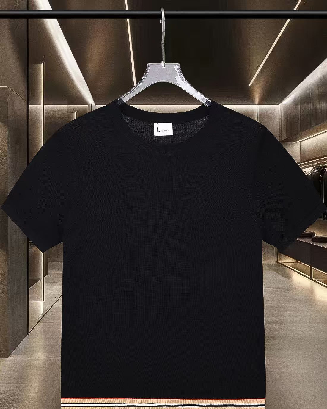 New striped knitted casual short sleeved T-shirt