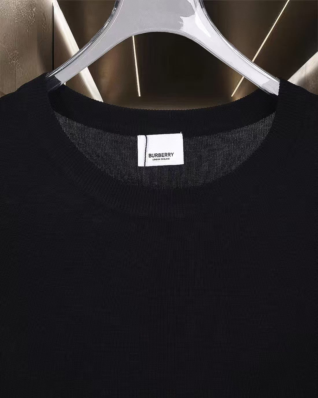 New striped knitted casual short sleeved T-shirt