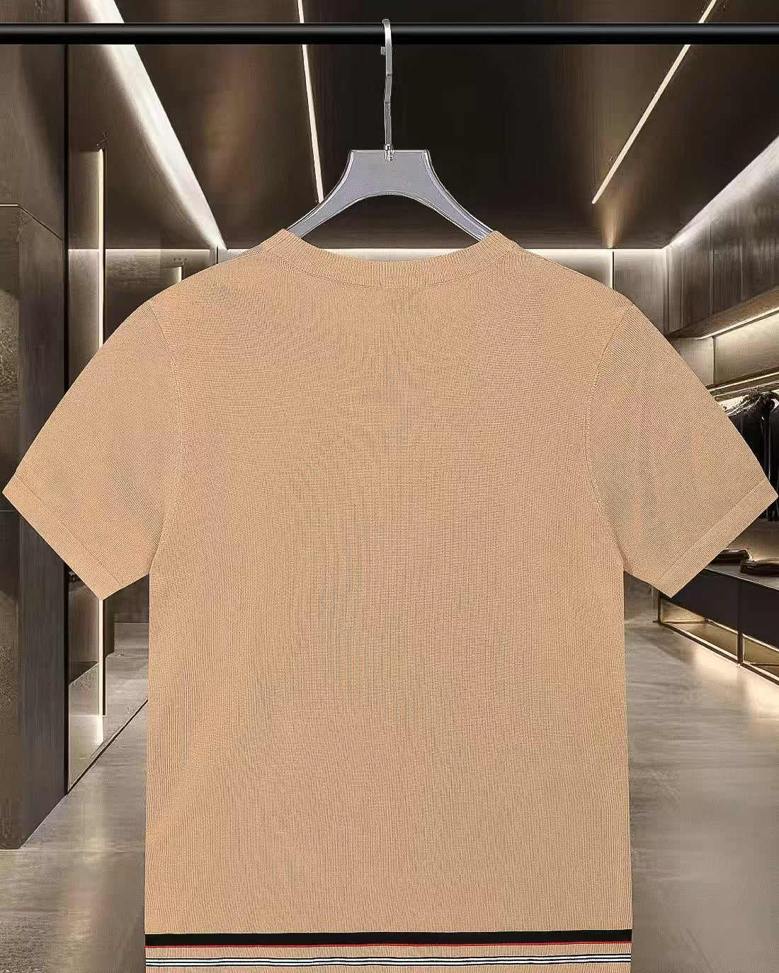 New striped knitted casual short sleeved T-shirt
