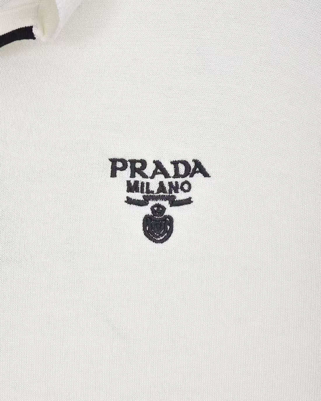New embroidered knitted short sleeved polo shirt