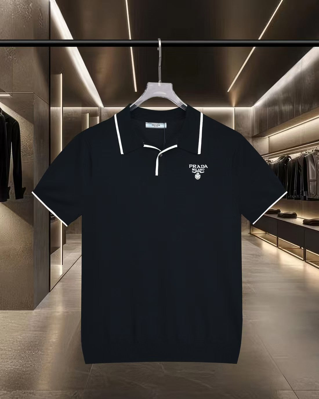 New embroidered knitted short sleeved polo shirt