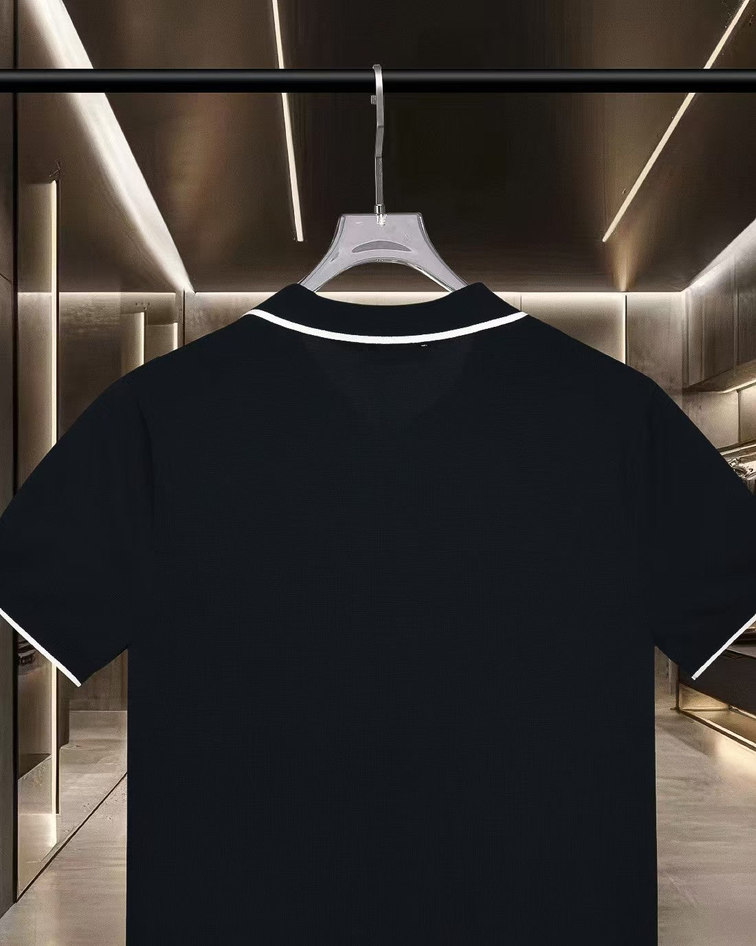 New embroidered knitted short sleeved polo shirt