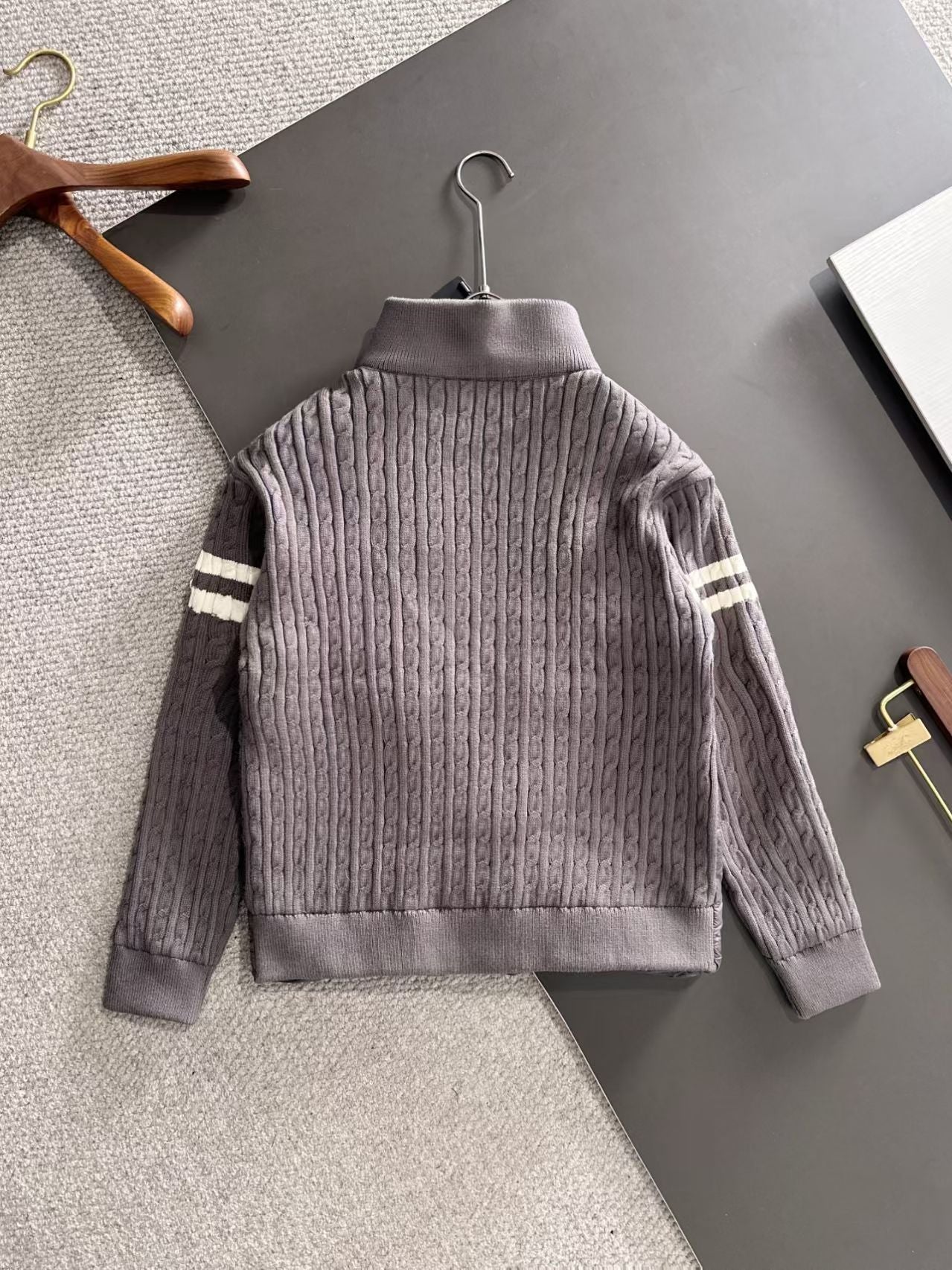 New wool knitted down jacket