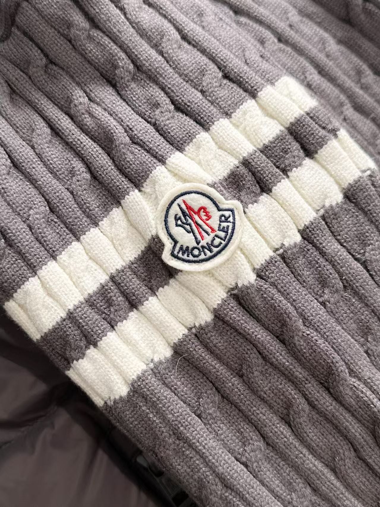 New wool knitted down jacket