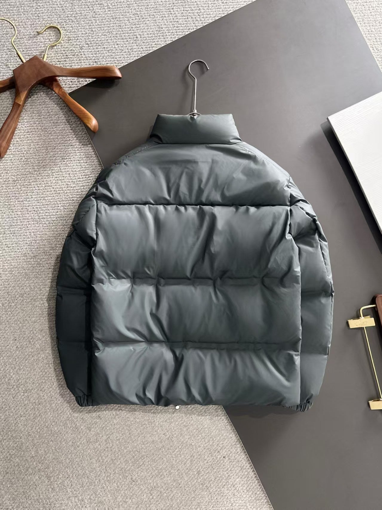 New pocket style coated down jacket