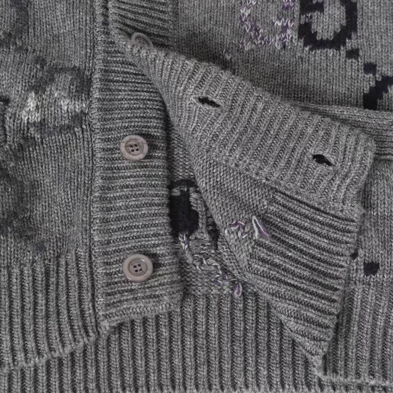 New fully printed knitted cardigan