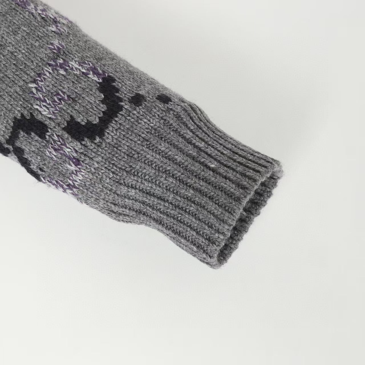 New fully printed knitted cardigan
