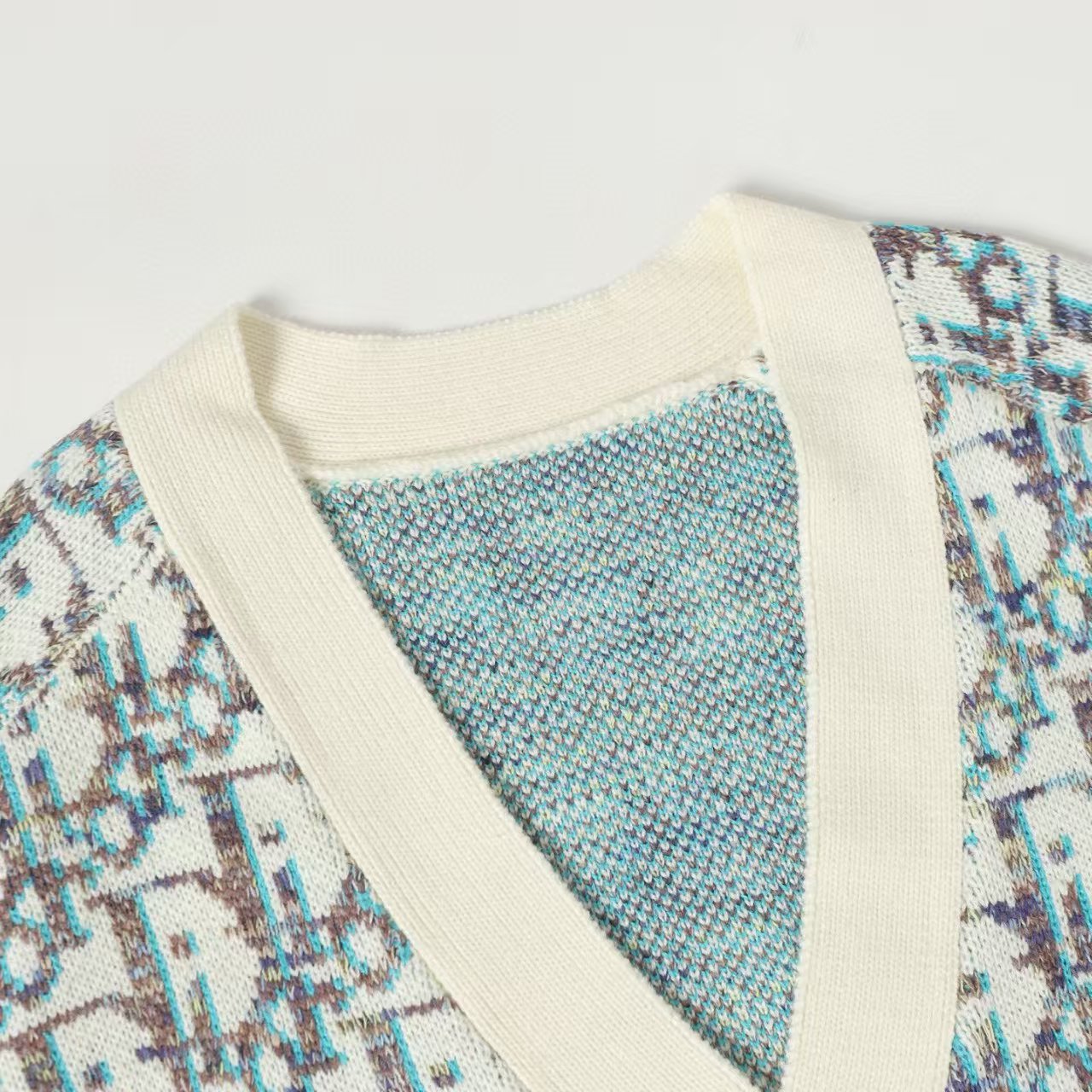 New fully printed cardigan