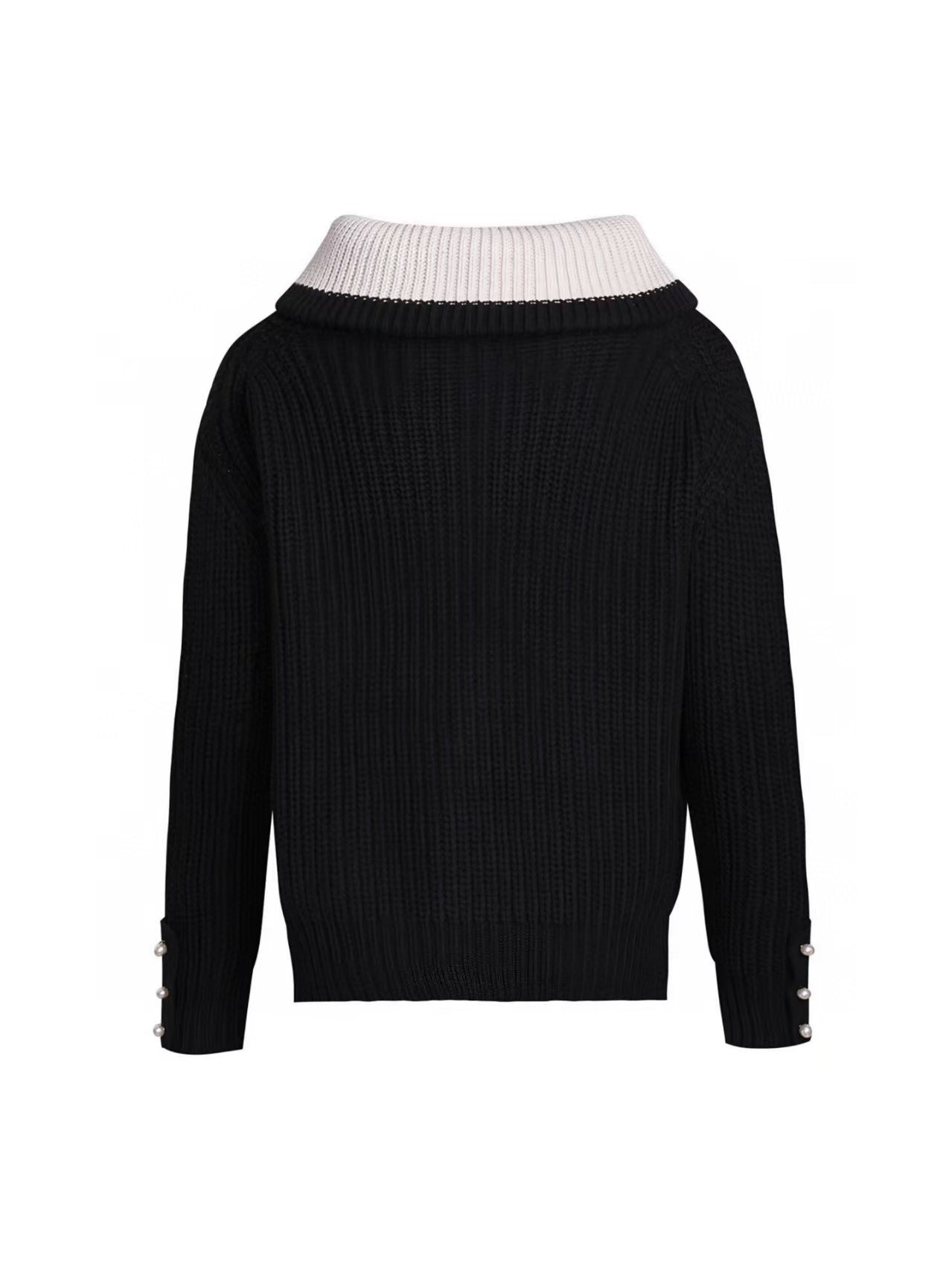 New collar sweater