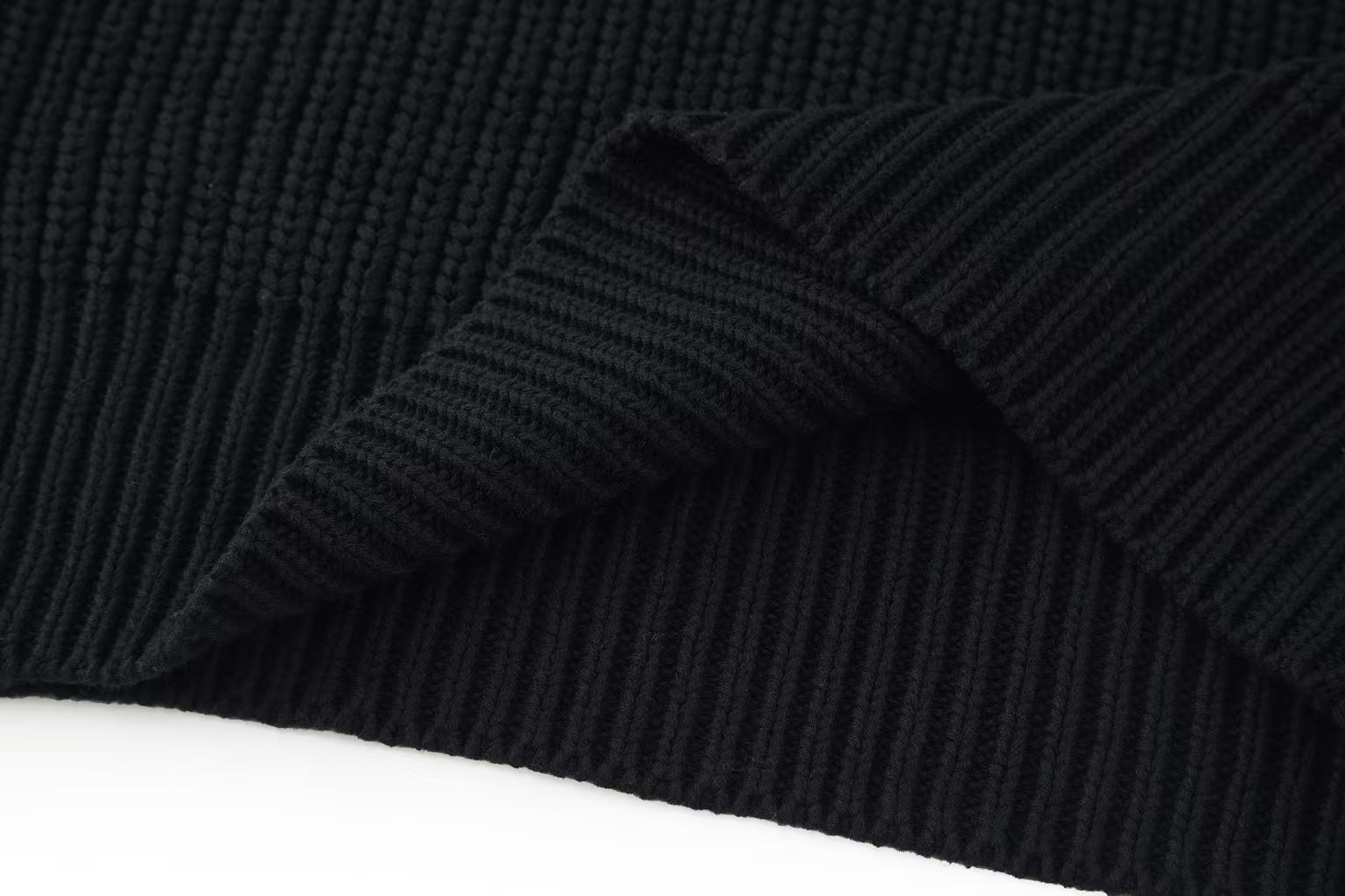 New collar sweater