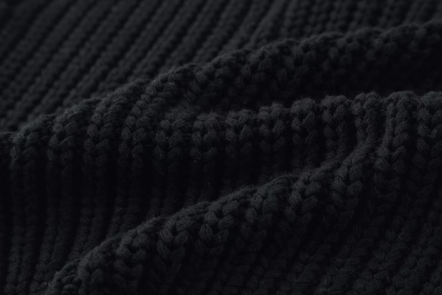 New collar sweater