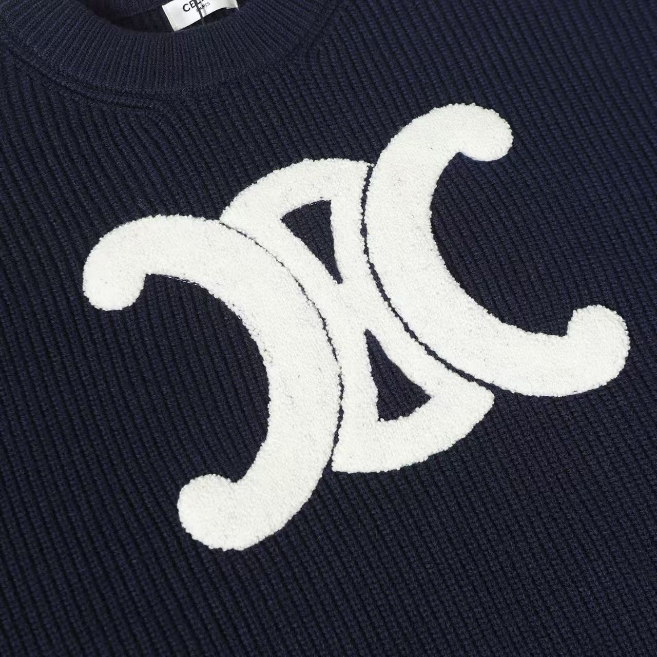 New towel embroidered sweater
