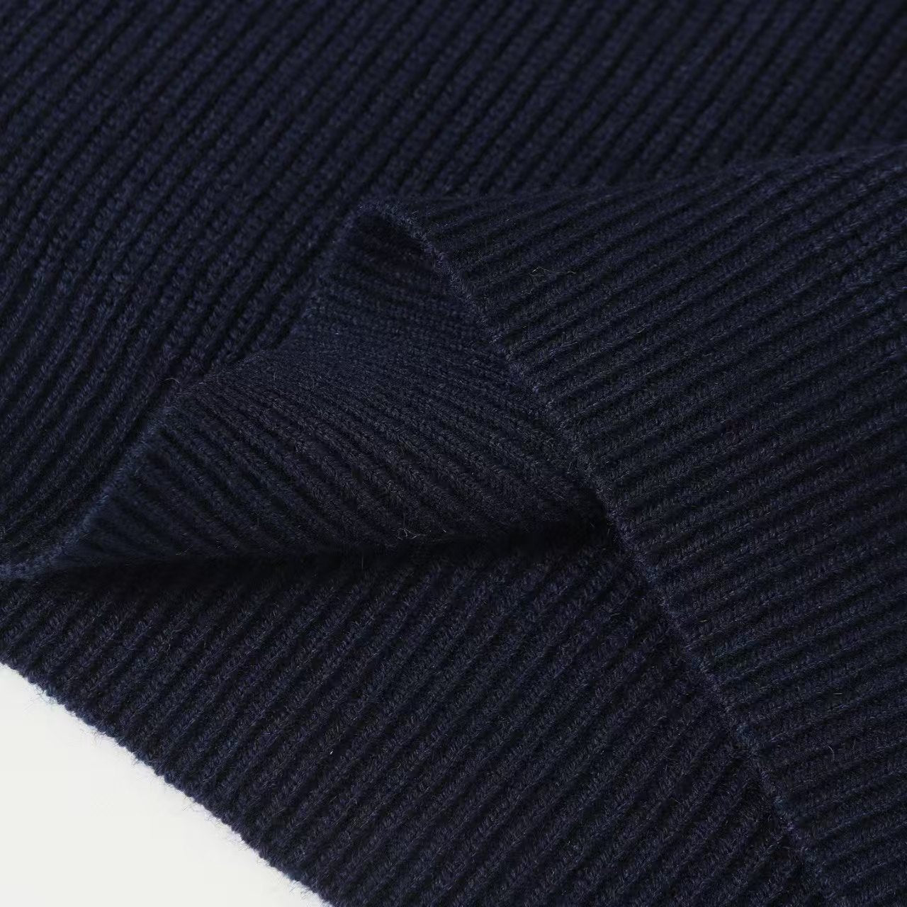 New towel embroidered sweater
