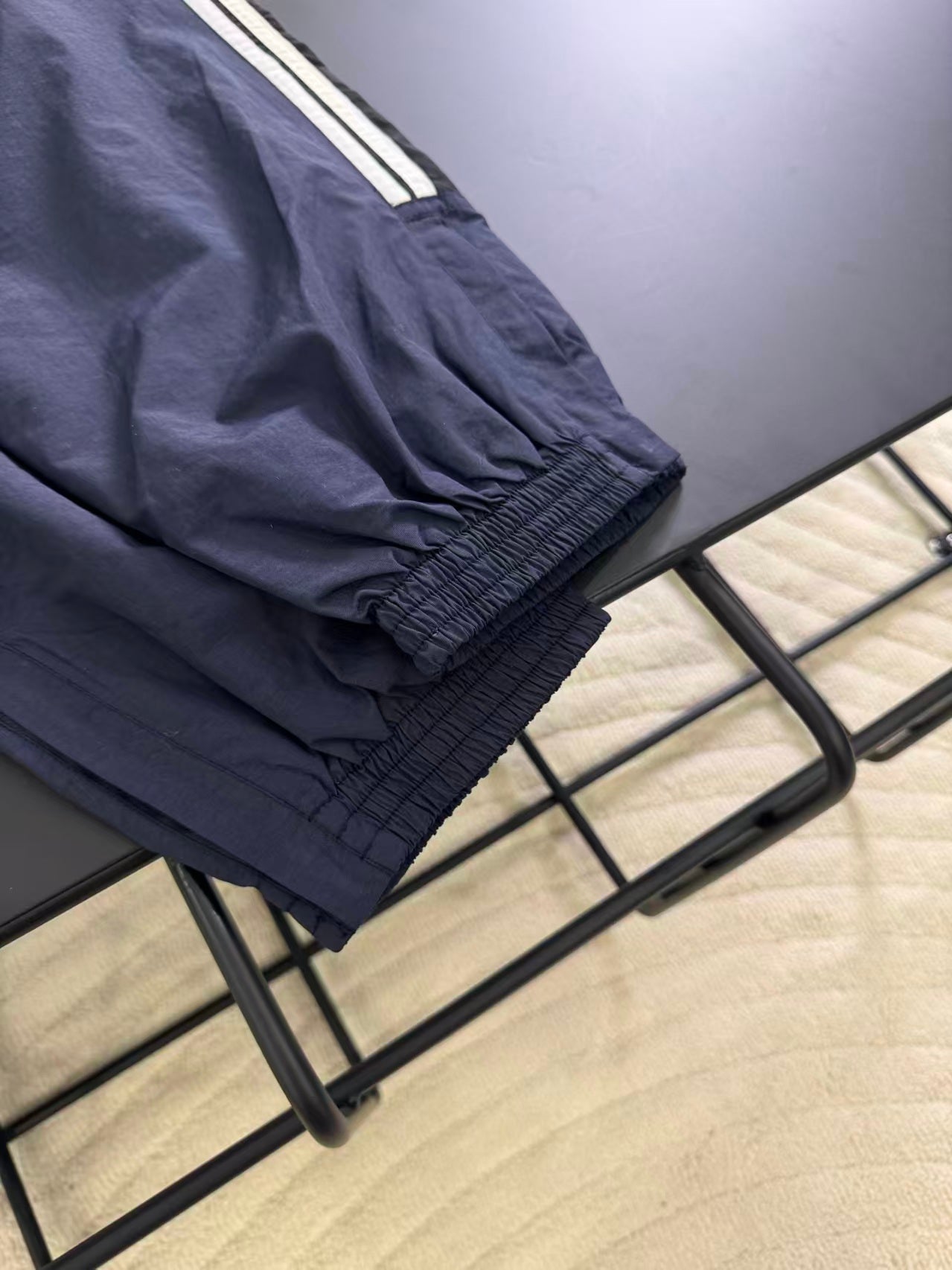 New spliced sports pants