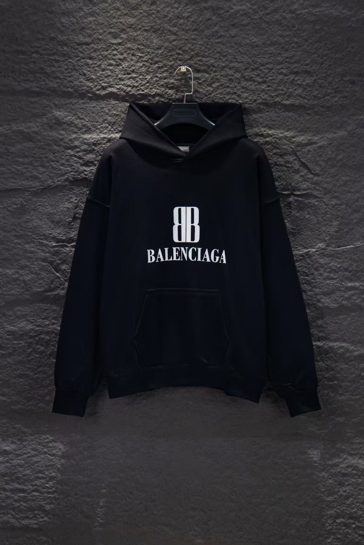 New printed hooded sweatshirt