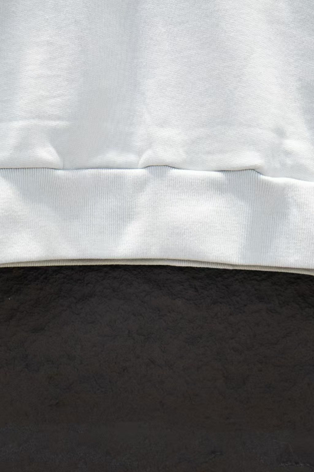 New open chest embroidered hooded sweatshirt