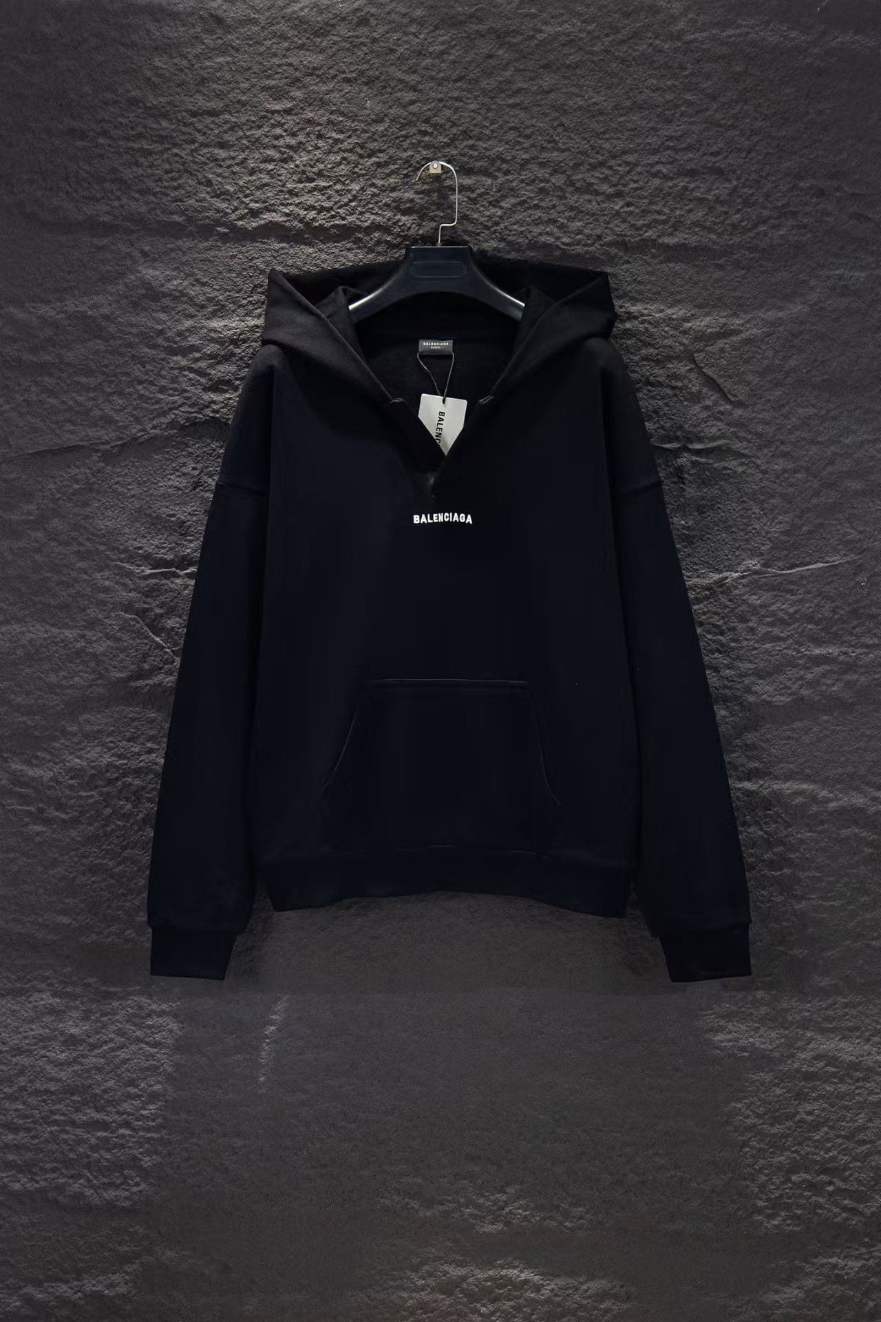 New open chest embroidered hooded sweatshirt