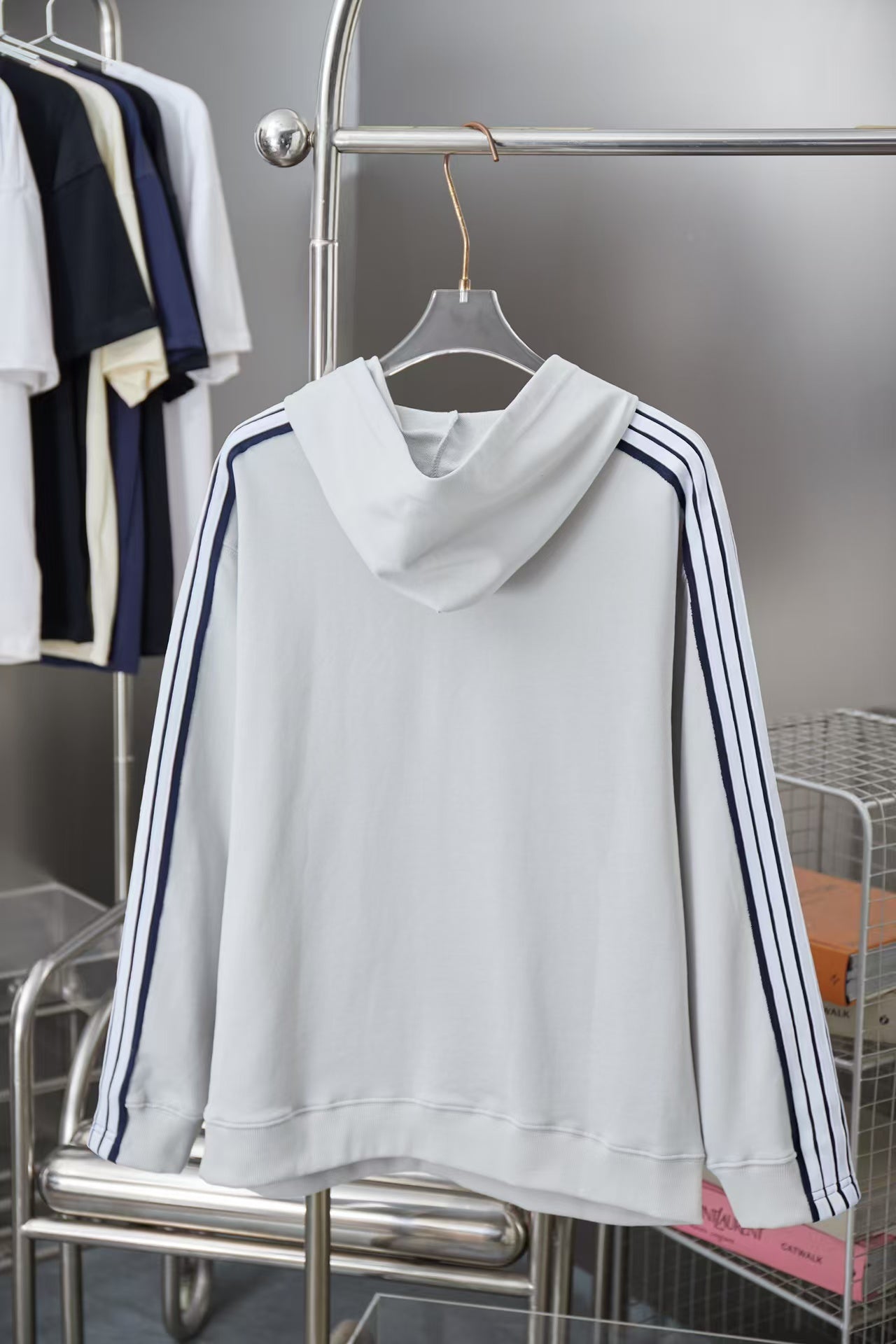 New embroidered hooded sweatshirt