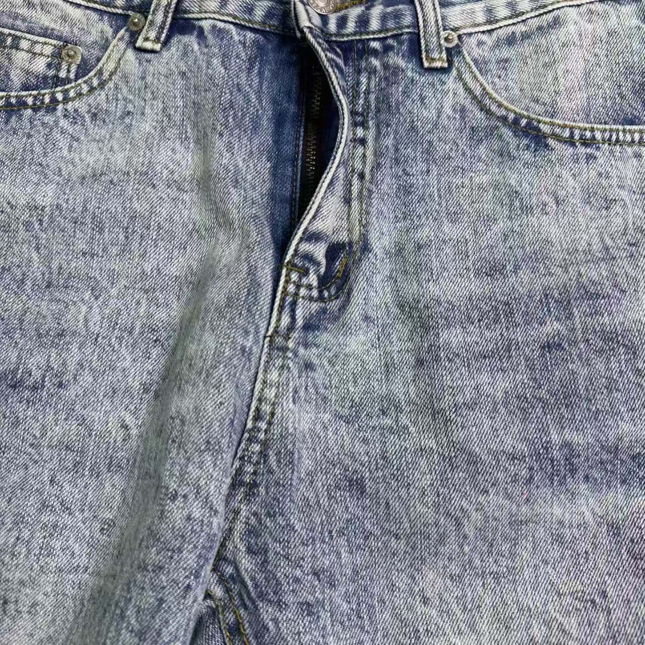 New washed loose slightly flared jeans