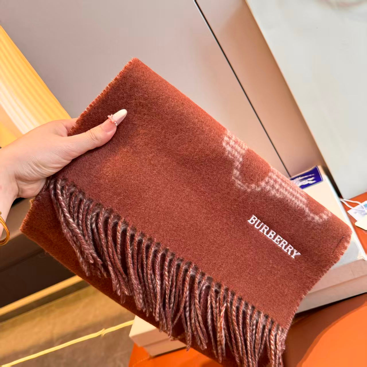 New cashmere scarf