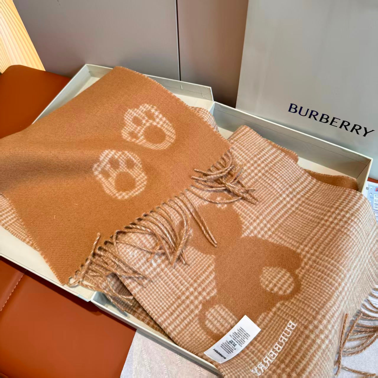 New cashmere scarf