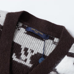 Contrast color wool sweater