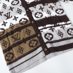 Contrast color wool sweater