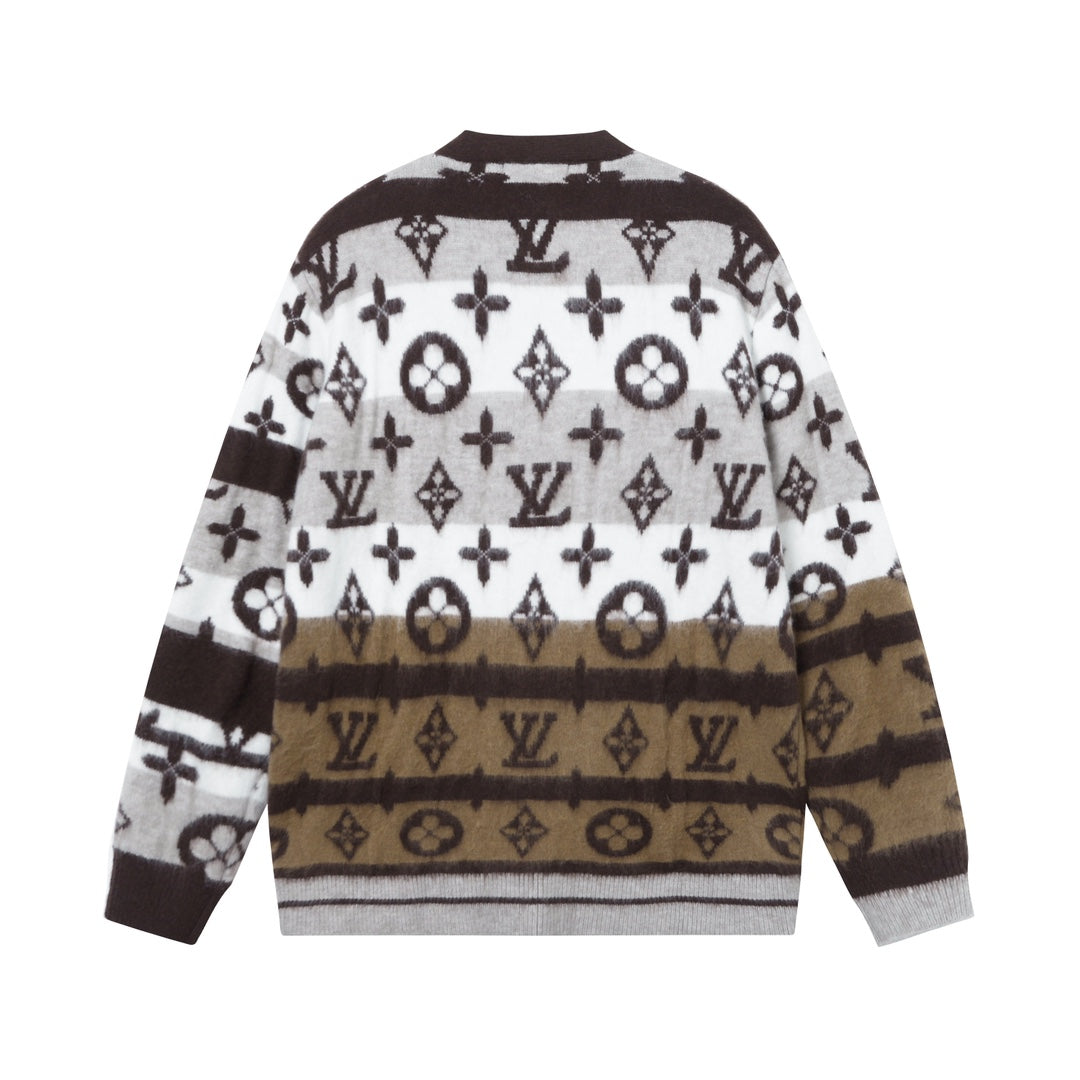 Contrast color wool sweater