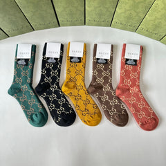Medium to long printed cotton socks