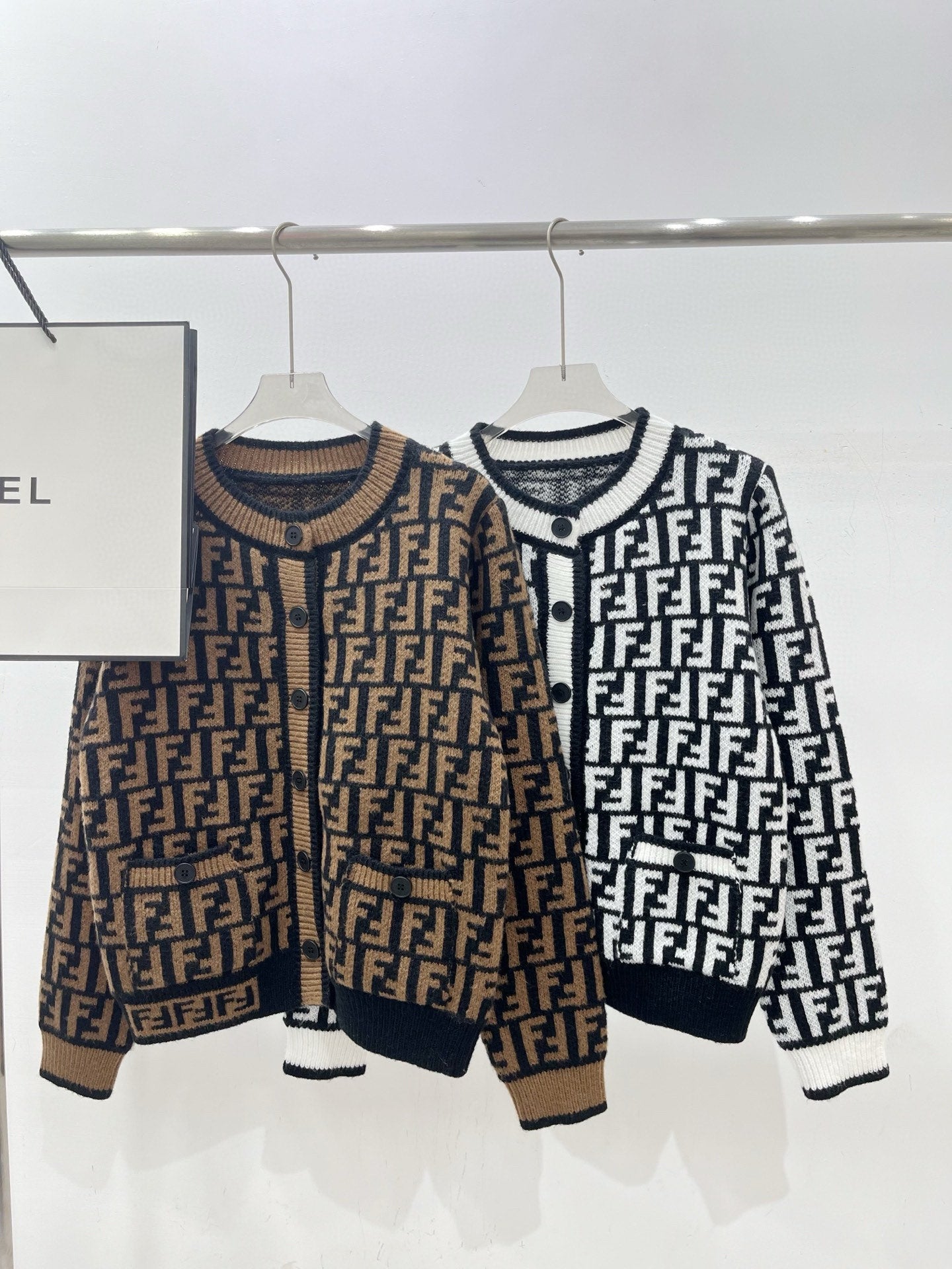 Double letter jacquard contrasting cardigan
