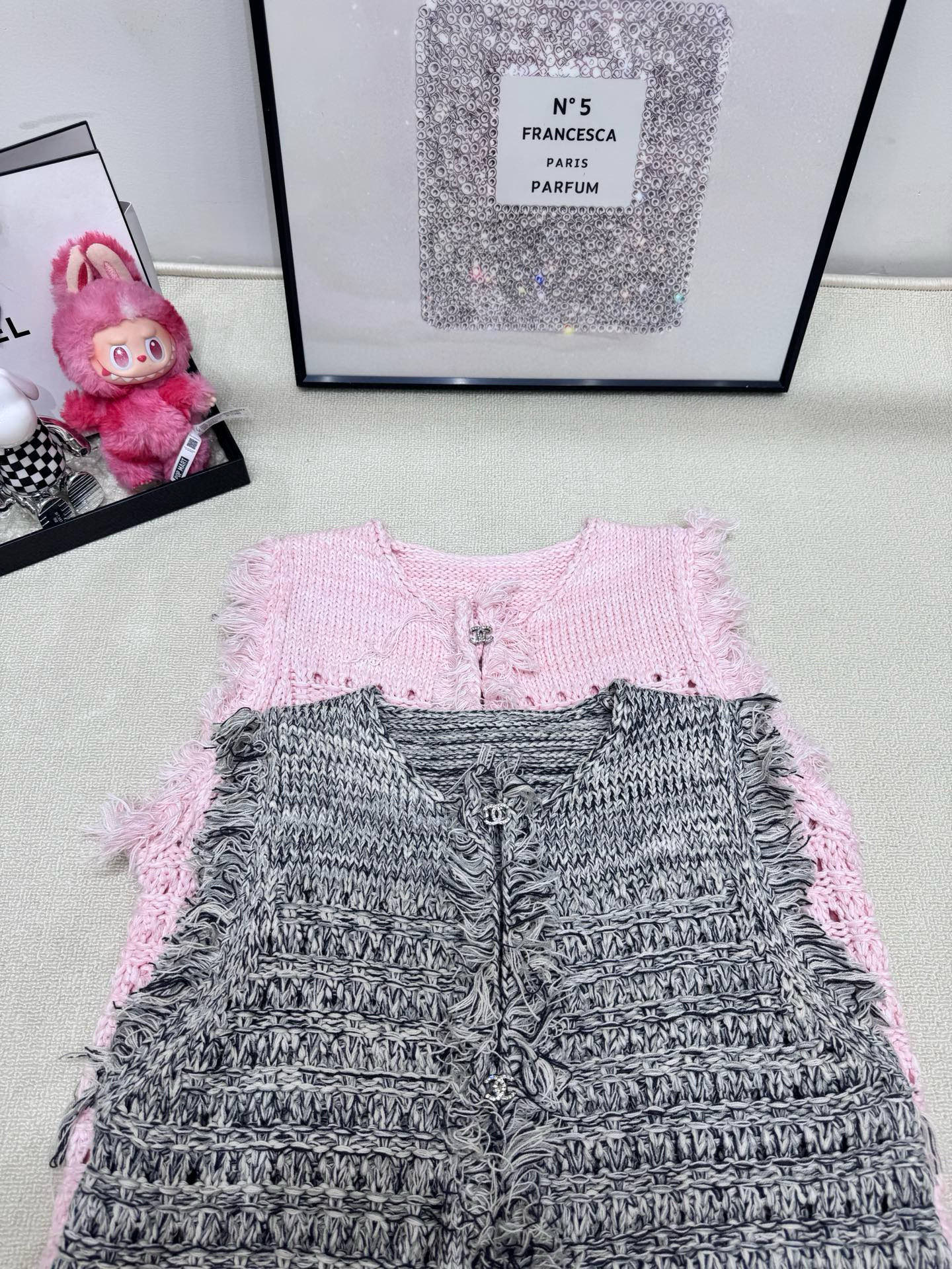 Mother hand woven vest jacket
