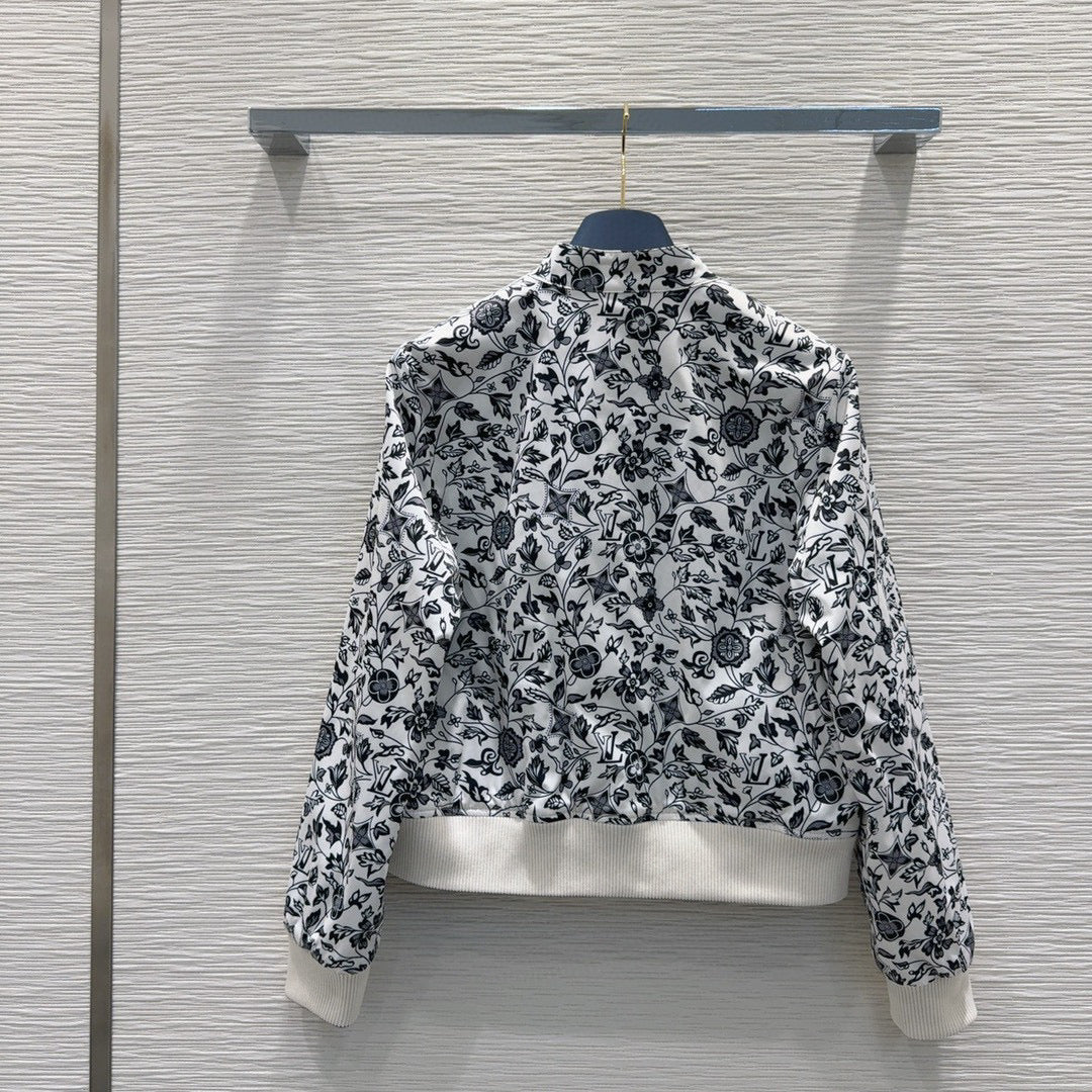 Double sided jacket