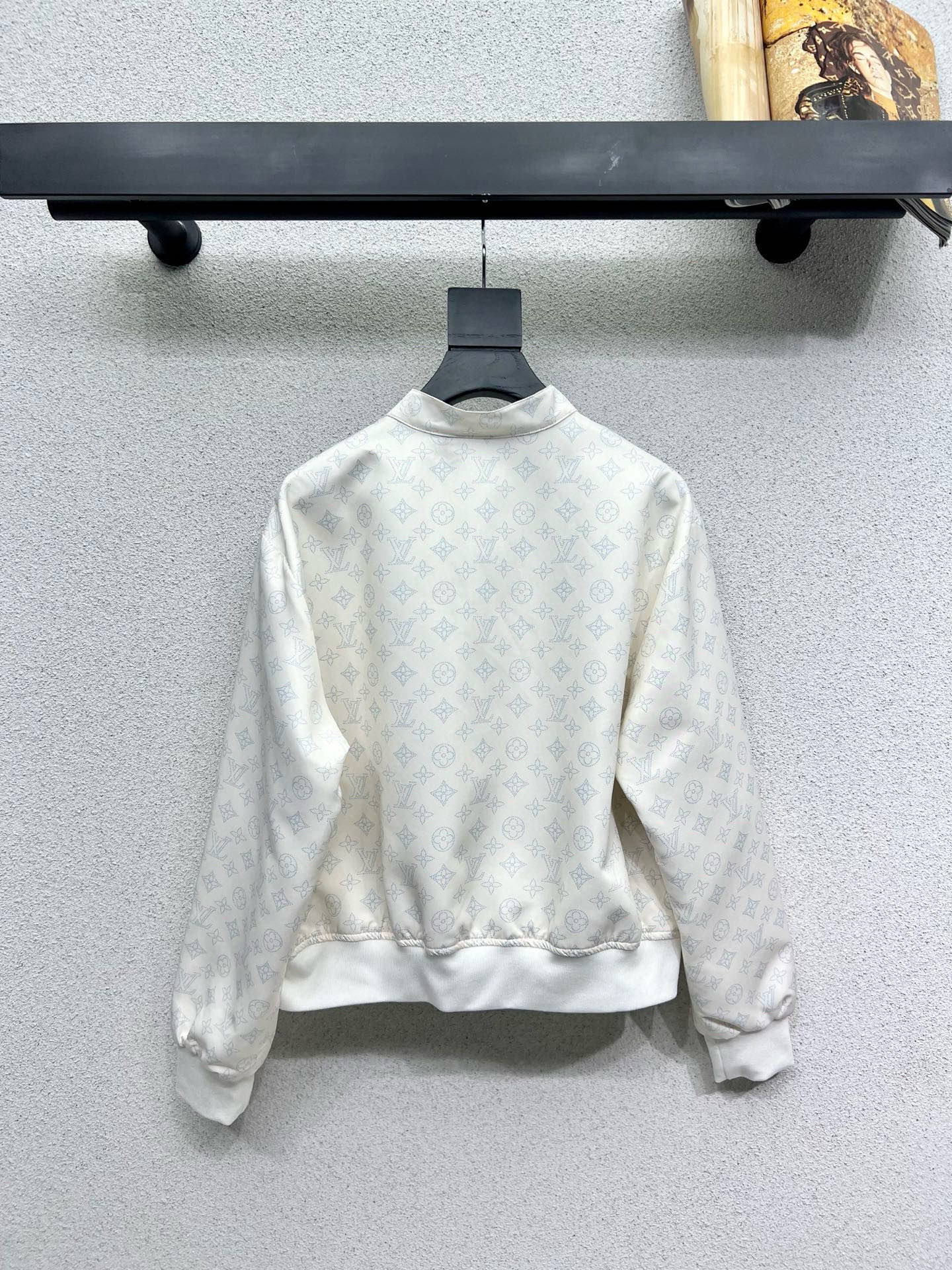 Double sided jacket jacket