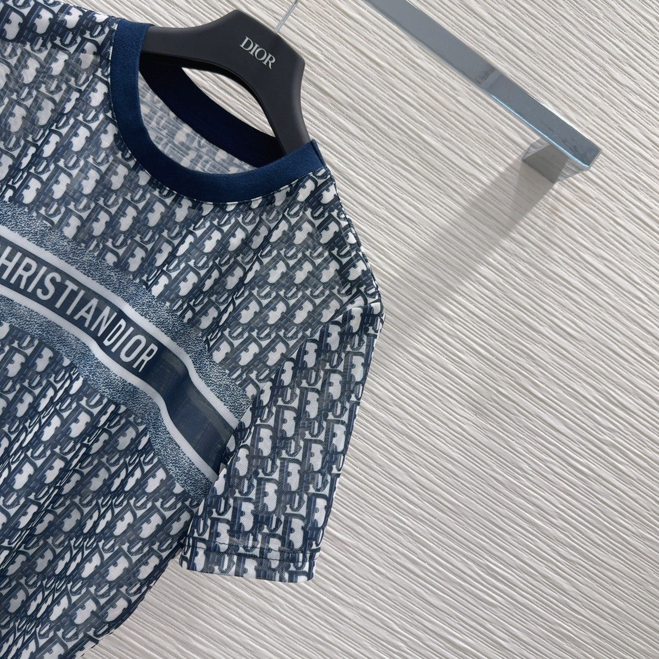 Mesh base shirt
