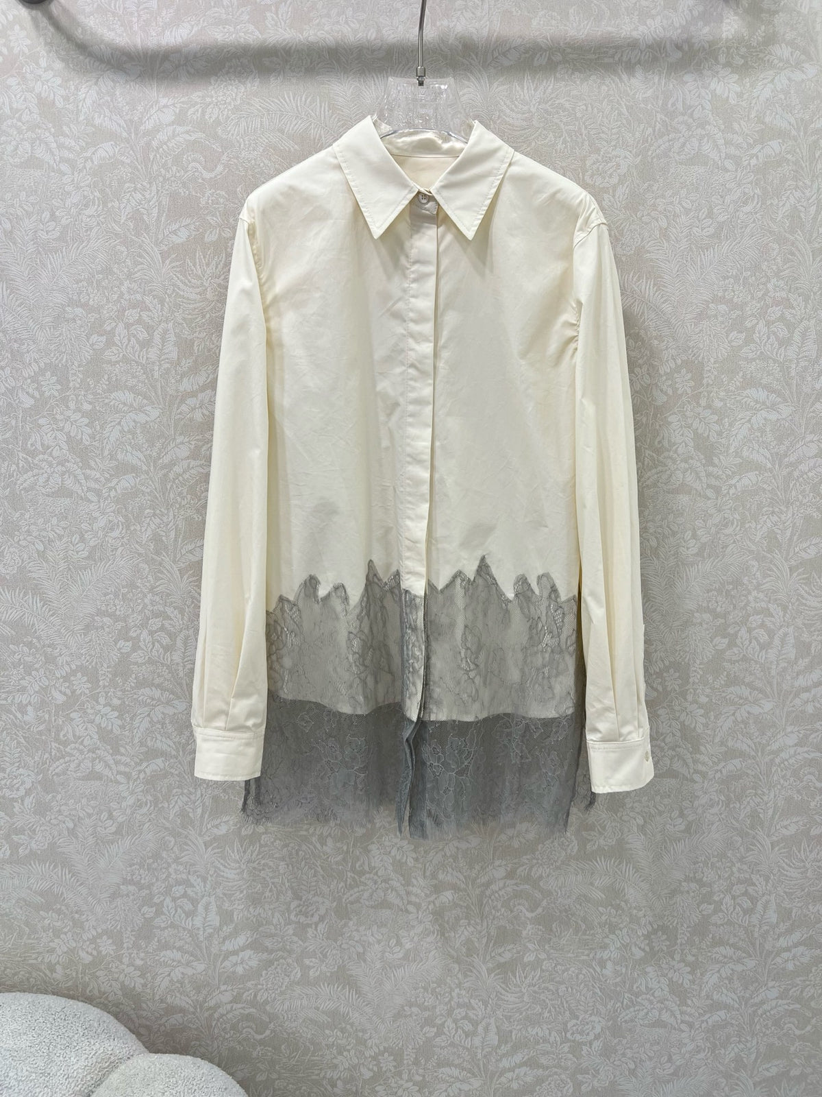 New patchwork lace shirt with very beautiful