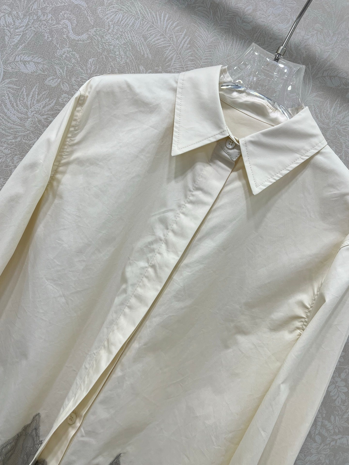 New patchwork lace shirt with very beautiful