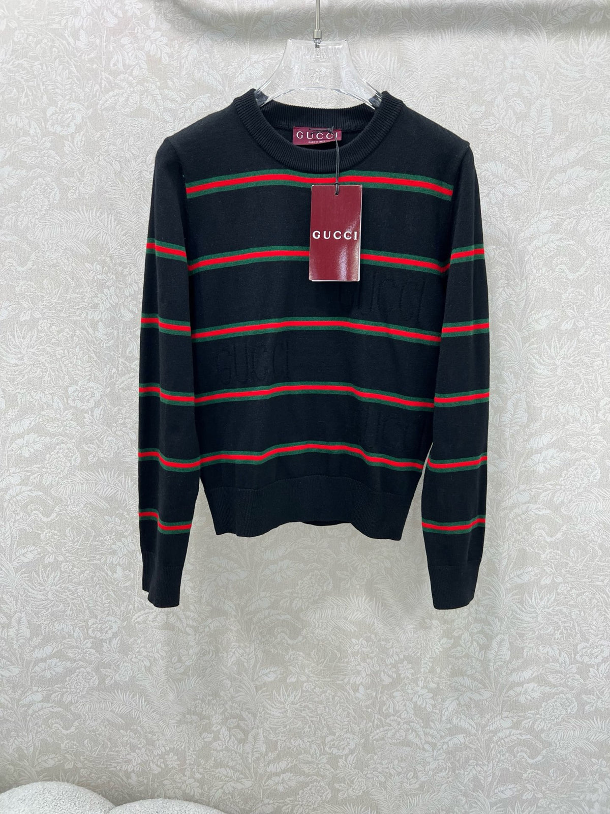New contrasting striped knitted pullover sweater