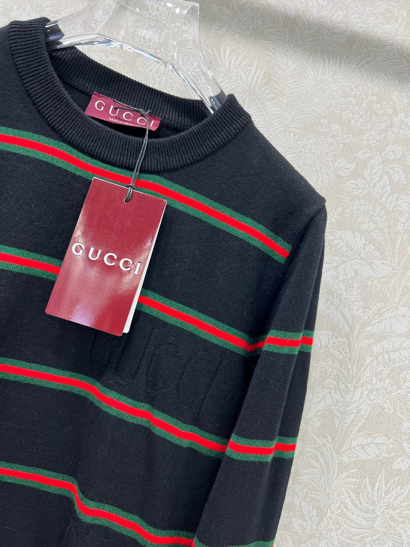 New contrasting striped knitted pullover sweater