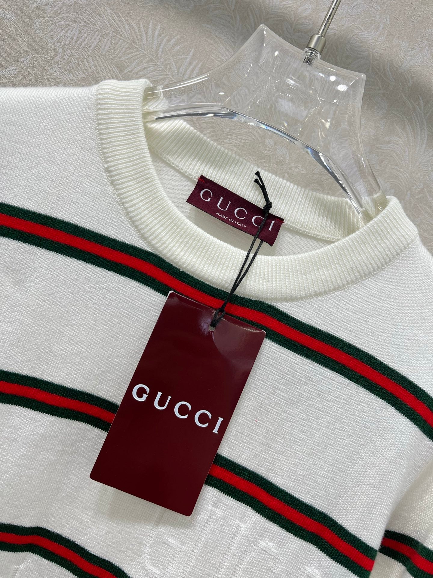 New contrasting striped knitted pullover sweater