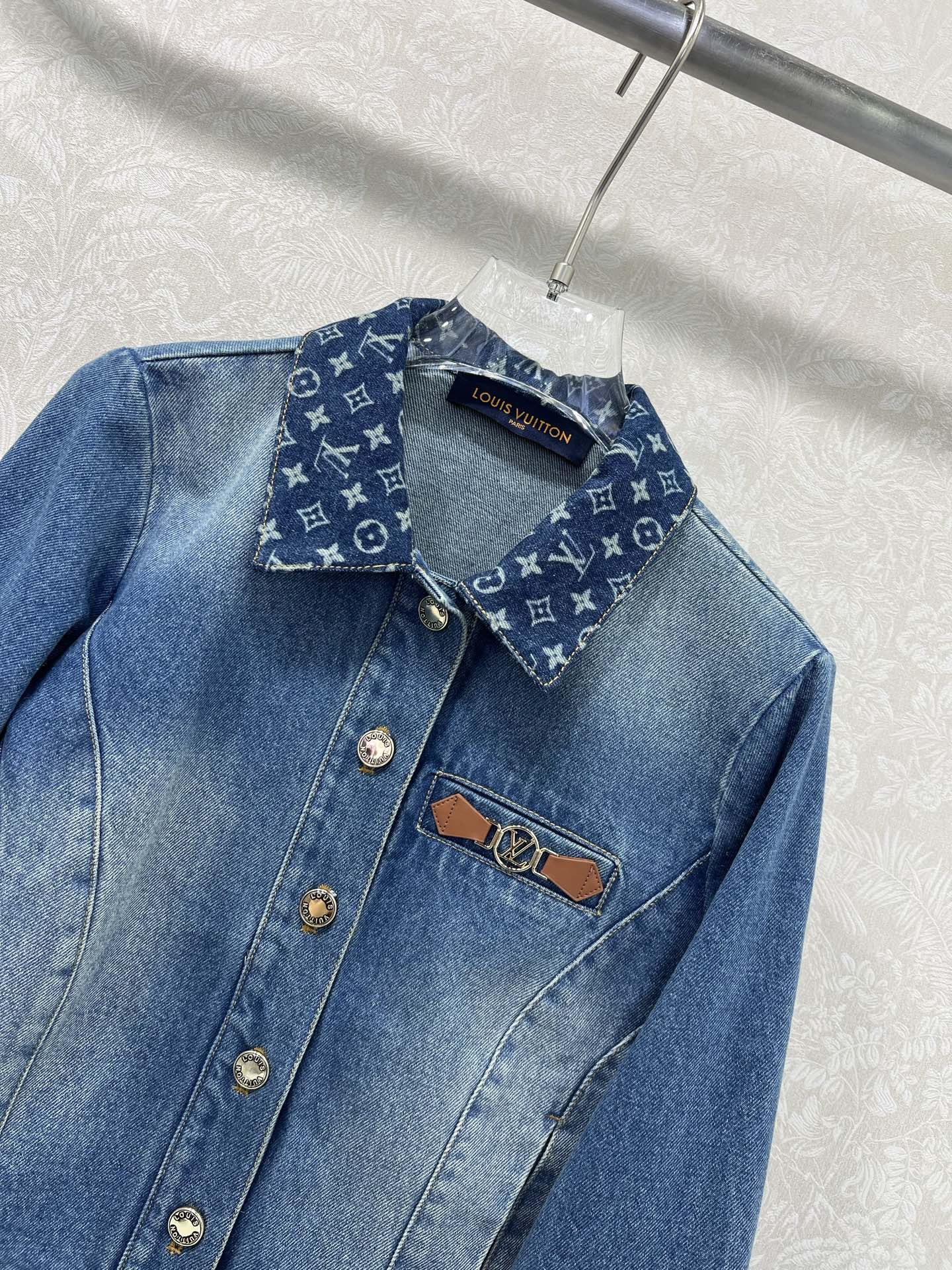 New retro washed denim jacket