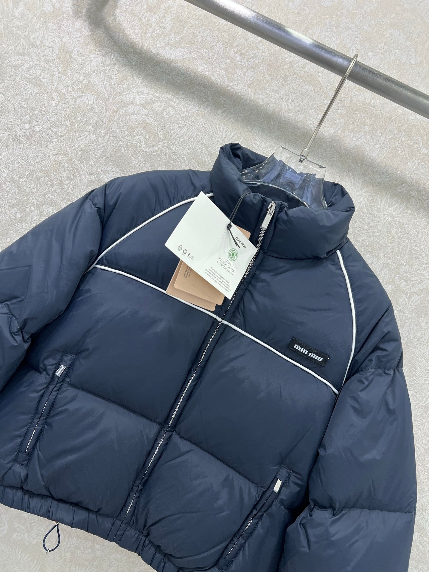 Stand up collar short down bread jacket