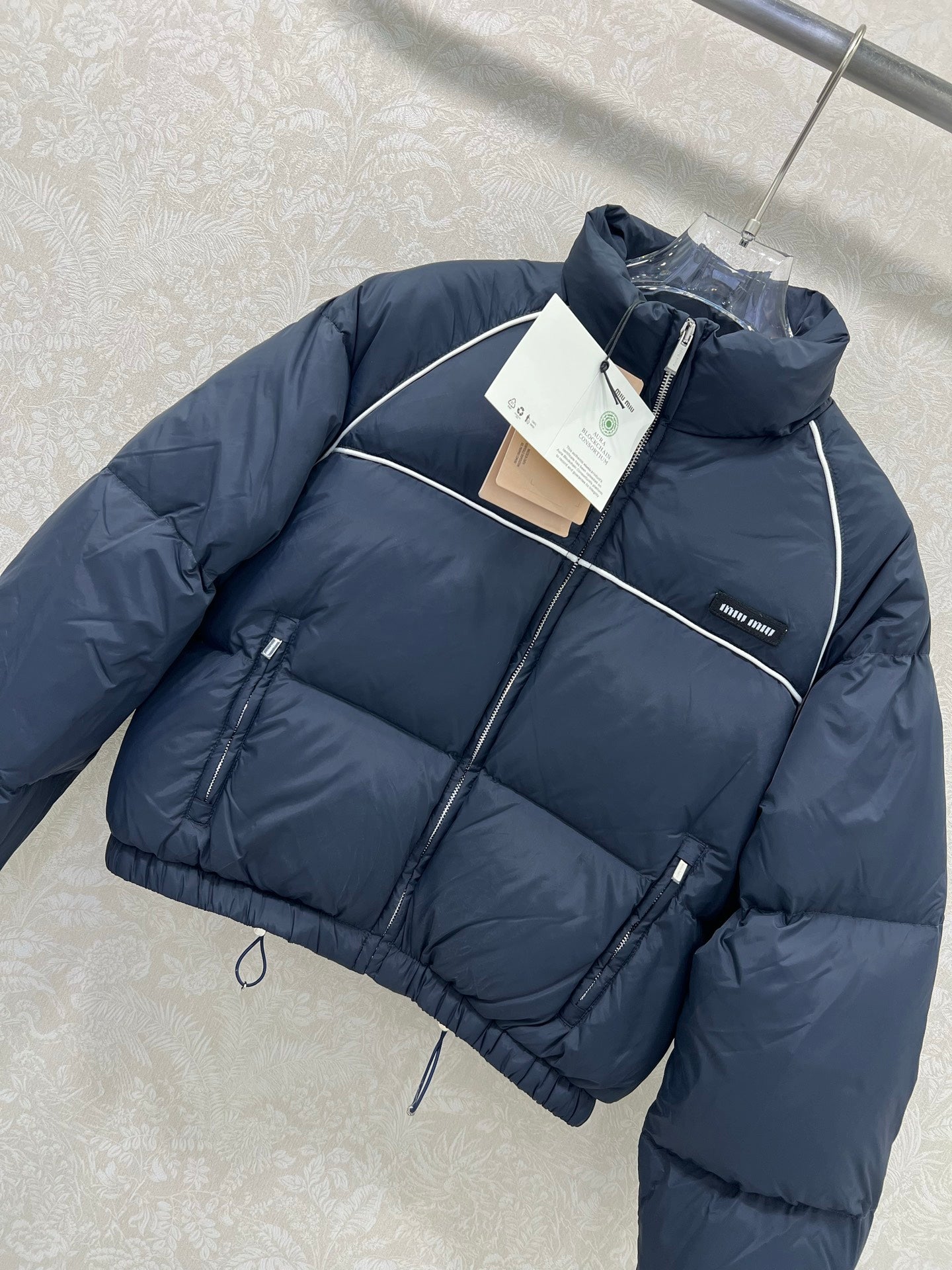 Stand up collar short down bread jacket