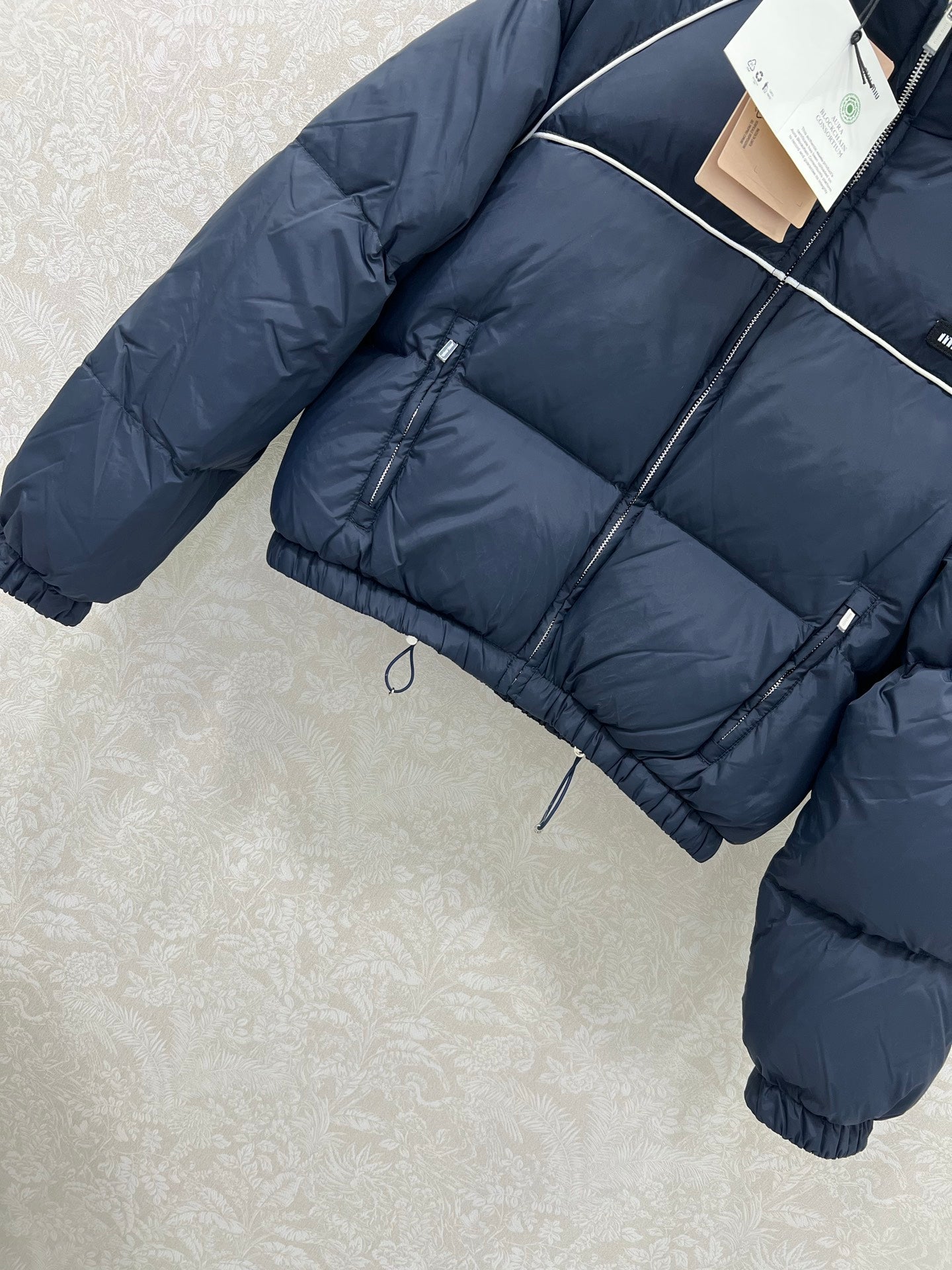 Stand up collar short down bread jacket