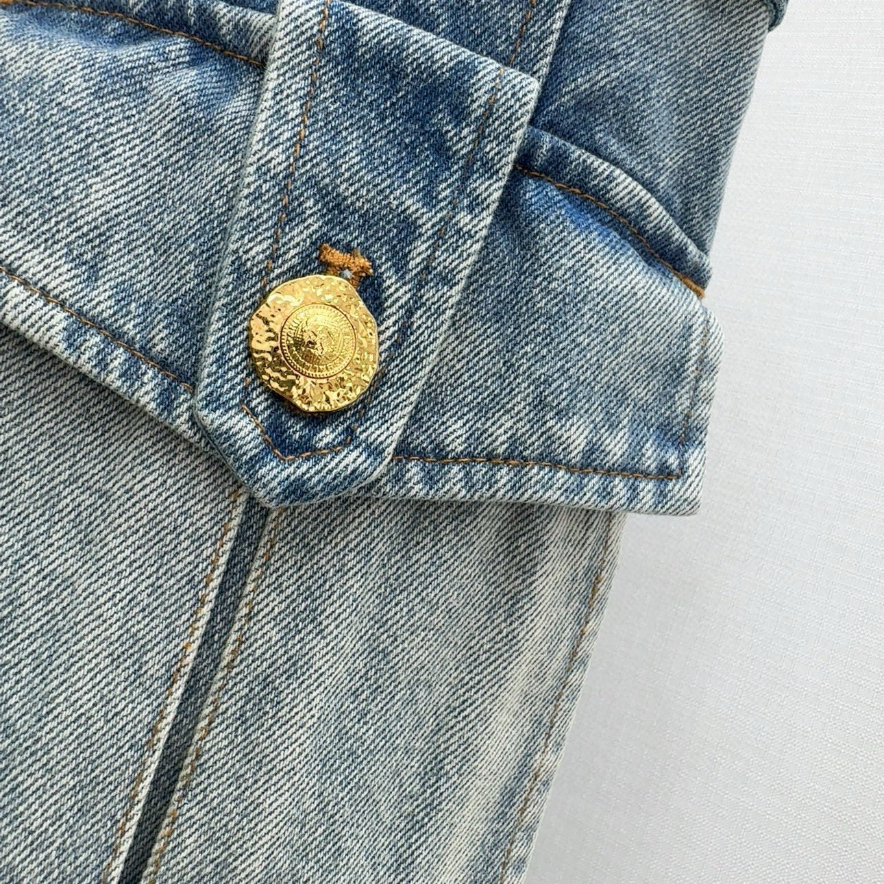 Retro washed blue denim short skirt