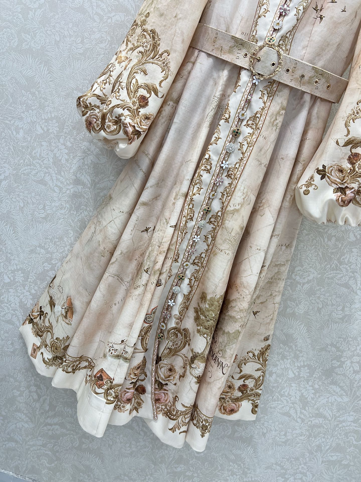 Letter printed long skirt