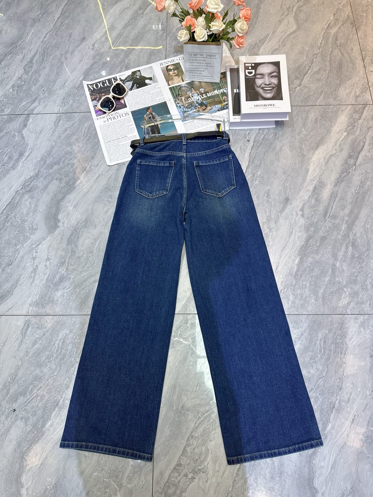 Waist bag design curved knife jeans