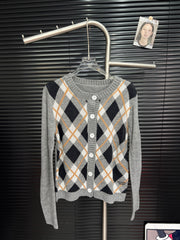 Lingge College style knitted cardigan