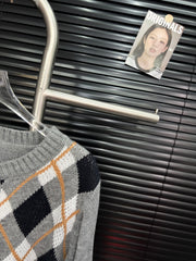 Lingge College style knitted cardigan