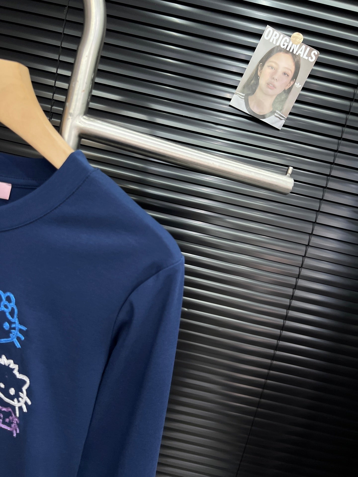 Embroidered cotton long sleeves