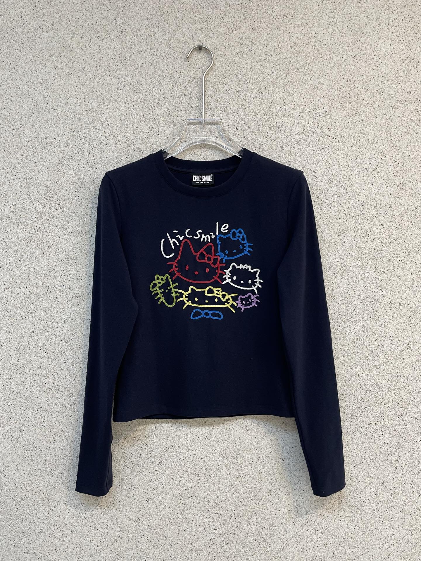 Embroidered cotton long sleeves